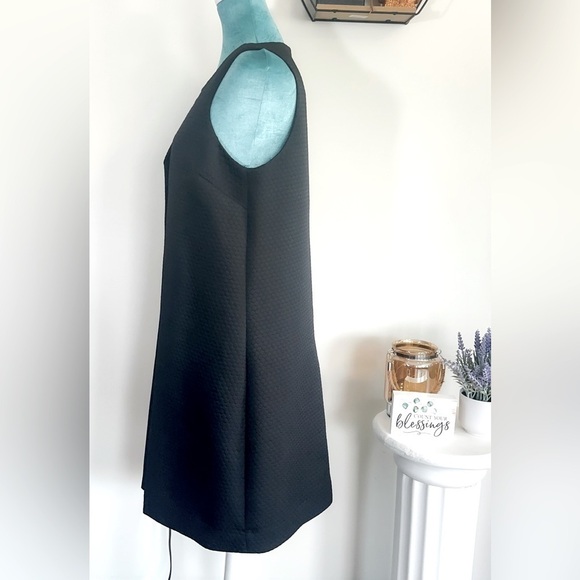 Alex Marie Size 8 Dress- Stylish Design, Perfect for Any Event, Great Condition! - Picture 4 of 15